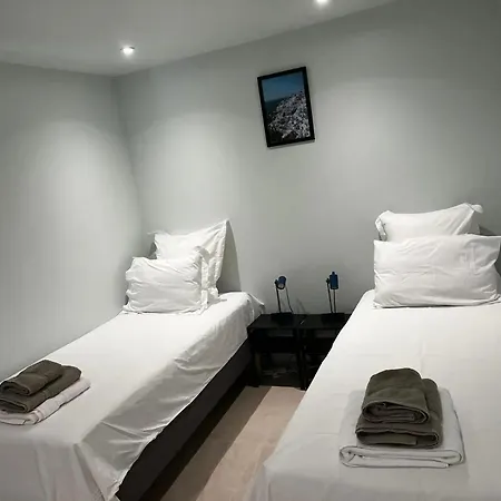 Confortable Avec Piscine Privee A Saint-maximin Saint-Maximin